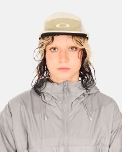 Latitude Arc Cap